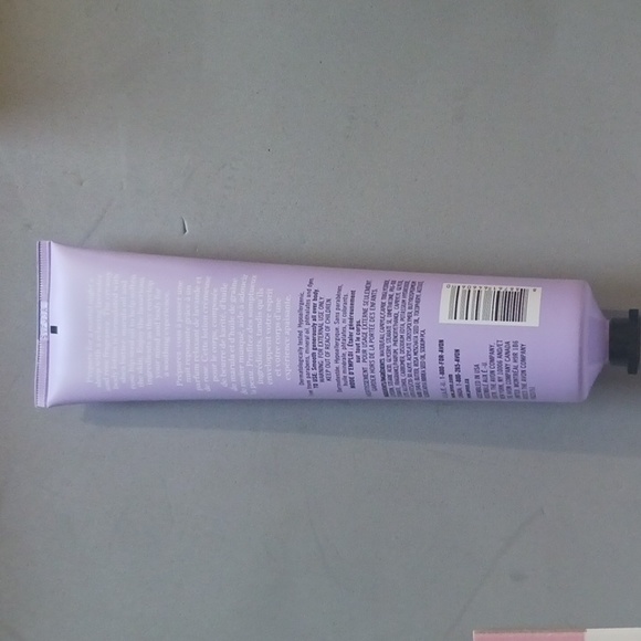 Relax sleep tight ZZZ relaxing lavender scent body lotion - Picture 2 of 2